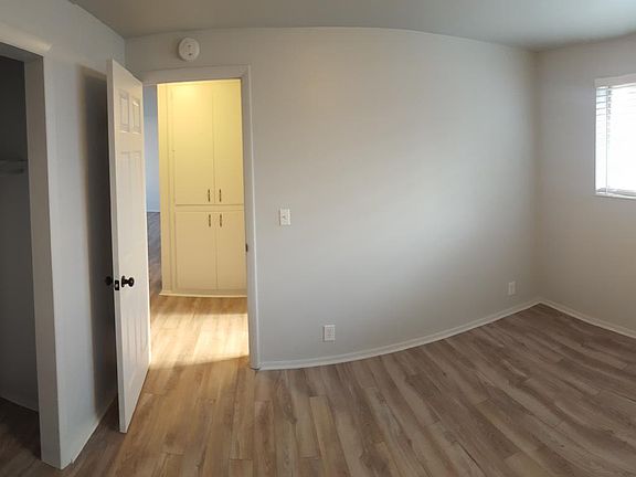 5th image of 476 E Scott Ave #B