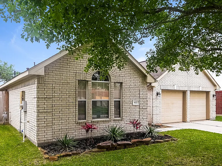 622 Oak Briar Dr — Photo 3