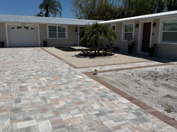 7607 Cove Ter, Sarasota, FL 34231