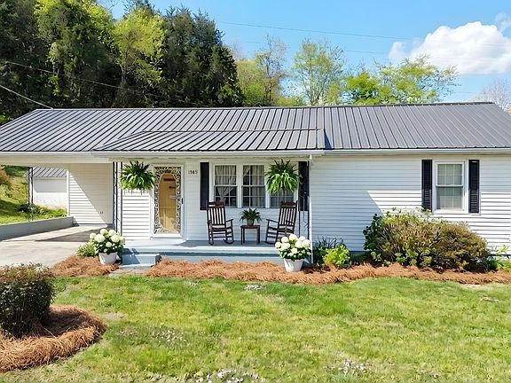 2nd image of 1585 Hill Rd