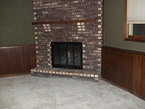 4th image of 775 W Vicksburg Ct