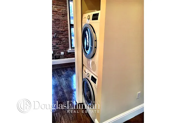 Rented by Douglas Elliman | media 29