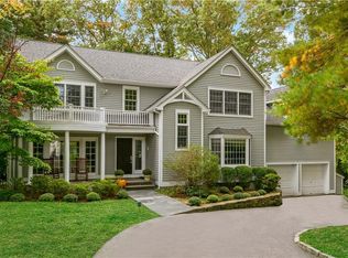 86 Sheridan Rd, Scarsdale, NY 10583