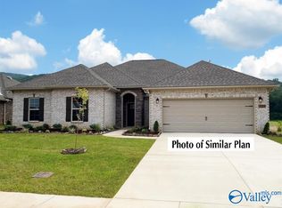 106 Dolf Leaf Ln, Huntsville, AL 35811