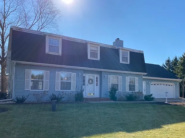 2742 E Pleasant Rd photo 1