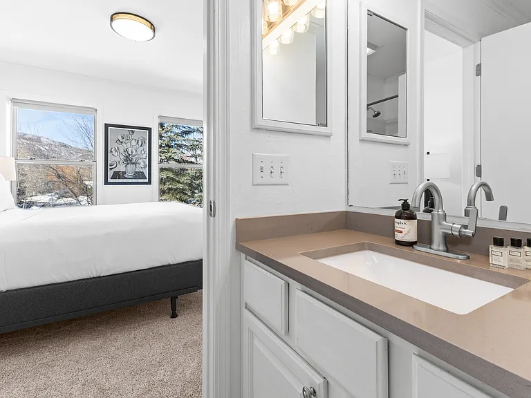 Bathroom 1 | Vanity Area