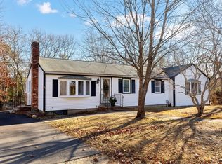 74 Crabtree Rd, Plymouth, MA 02360