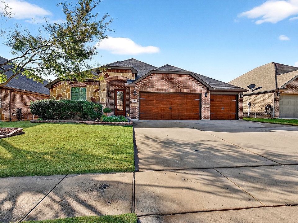 1st image of 289 Hilltop Dr