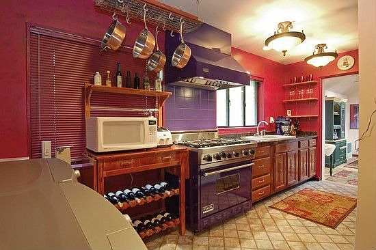 Viking 6 Burner Stove & Vent!