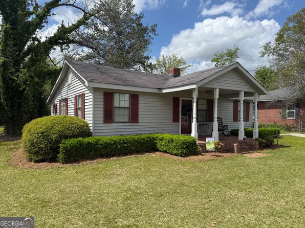 647 S Masonic St, Millen, GA 30442