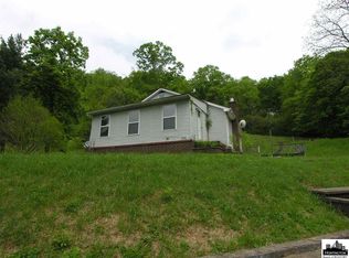 137 Lucy Ln, Huntington, WV 25702