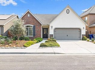 2137 Junipero Ave, Clovis, CA 93619