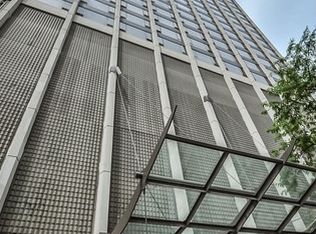 2 E Oak #1004, Chicago, IL 60611