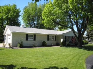 115 Pleasantview Dr, Hamilton, IL 62341