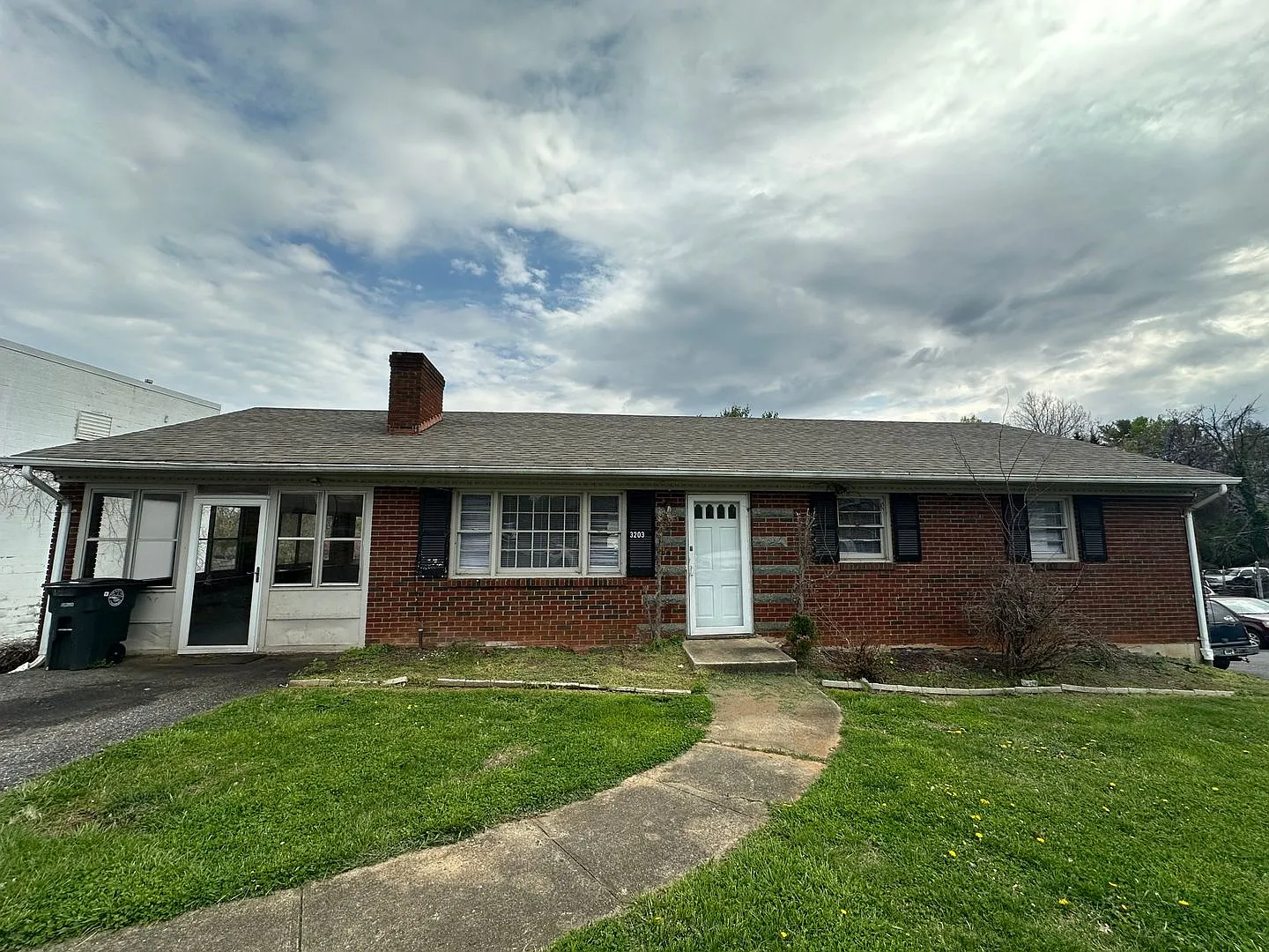 3203 Old Forest Rd — Photo 1