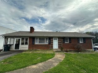 3203 Old Forest Rd, Lynchburg, VA 24501