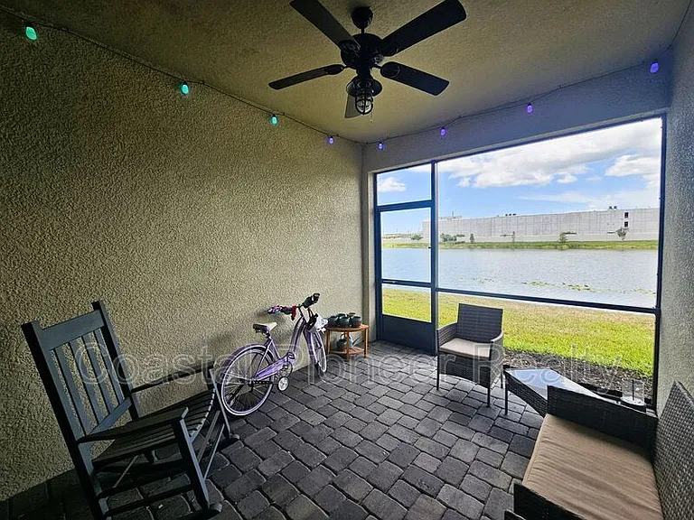 19403 Blue Pond Dr — Photo 41