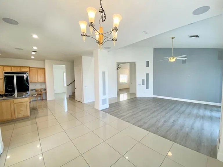 9800 Camden Hills Ave — Photo 6