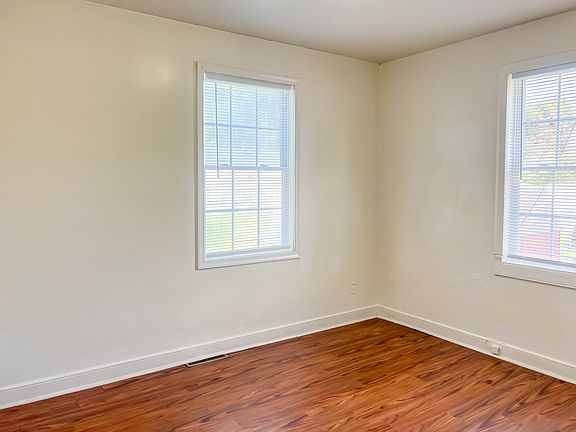3rd image of 1204 Tabb Ave