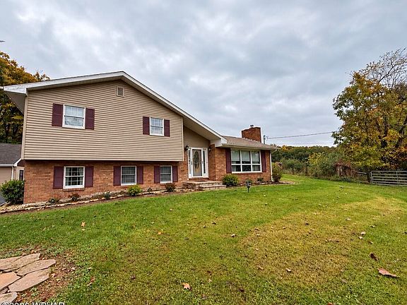 2nd image of 848 Rapp Rd