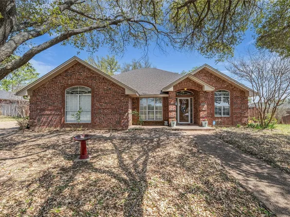 209 High Point Dr, Waco, TX 76705