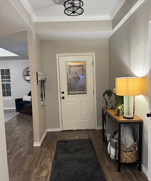 1112 E Emma Ln — Photo 8