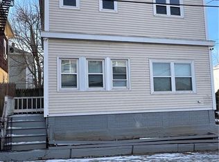 11-13 Hillhurst Ave, Providence, RI 02909