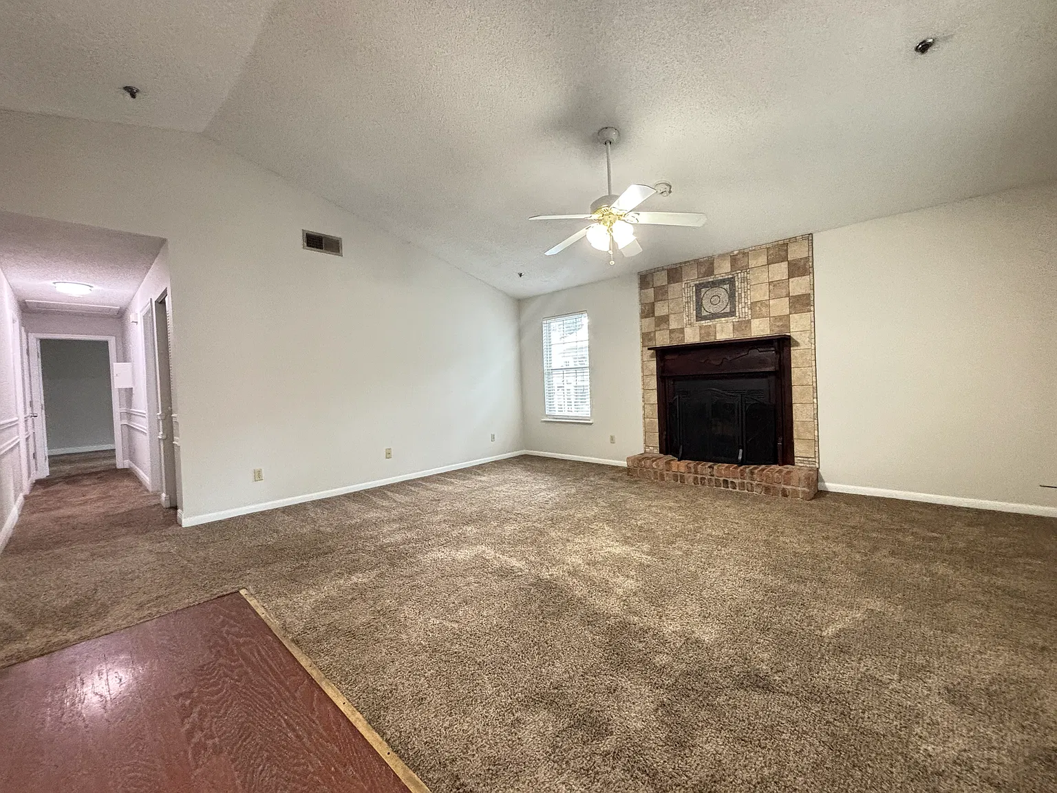 2092 S Sherwood Dr — Photo 4