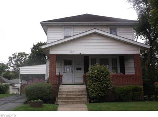 1319 Elm St, Coshocton, OH 43812