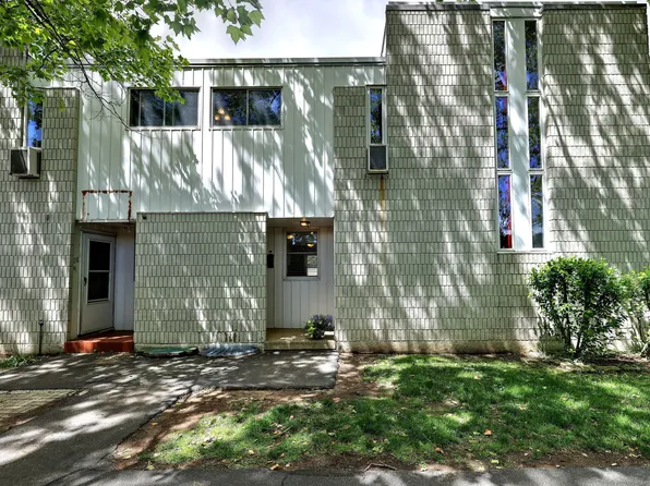 190 Wooster Street #27, New Haven, CT 06511