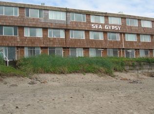 145 NW Inlet Ave #107, Lincoln City, OR 97367