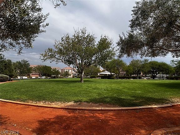 5th image of 7633 Lani Dawn St