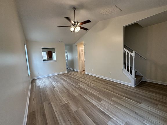 2nd image of 606 Springwood Dr
