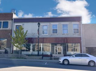 908 E 16th St, Bedford, IN 47421