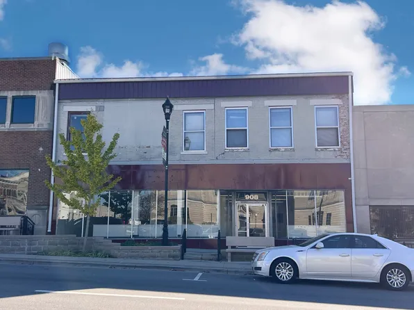 908 E 16th St, Bedford, IN 47421