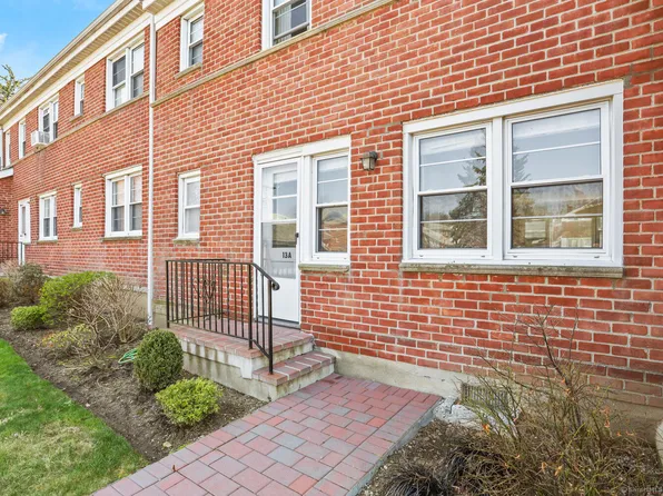 236 Glenbrook Road #13A, Stamford, CT 06906