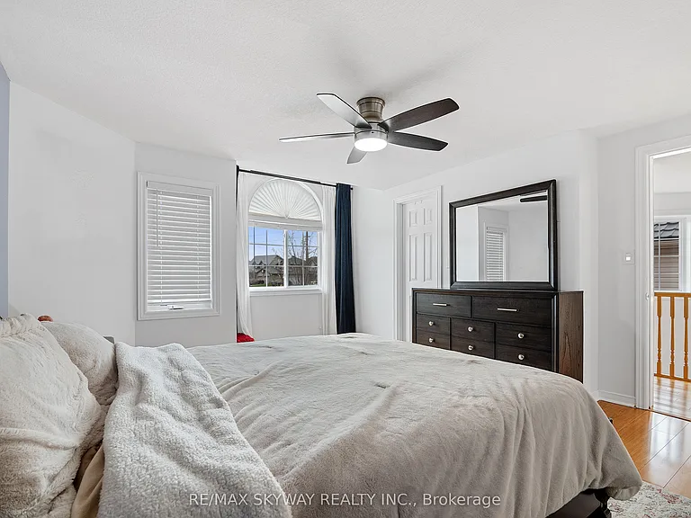 116 Severn Dr — Photo 16