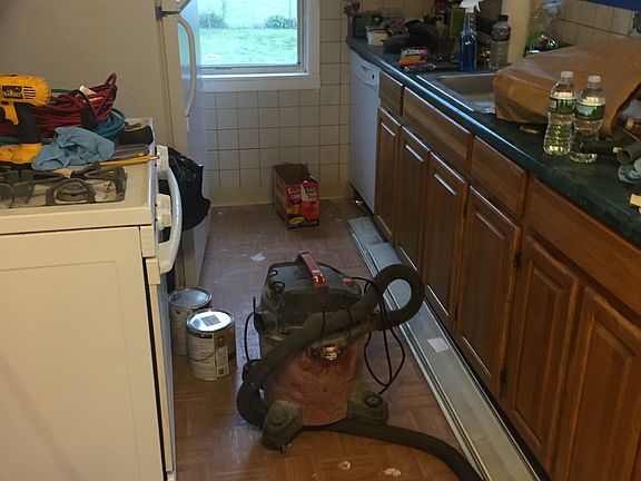Eat in Kitchen with Dishwasher