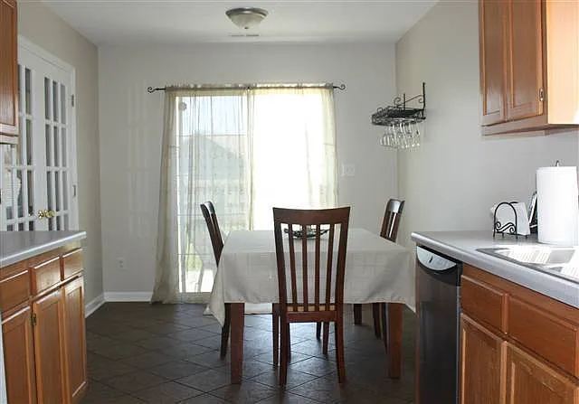 267 Parnell Rd — Photo 5