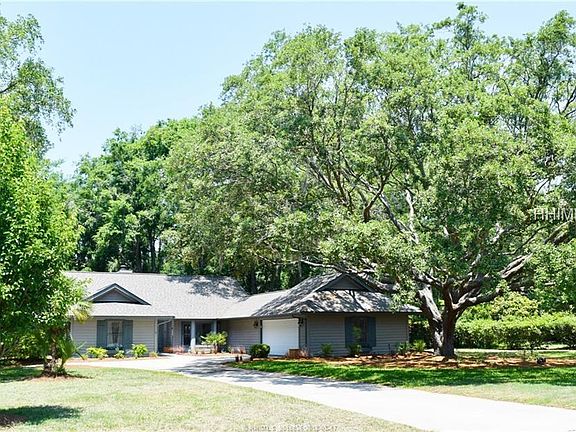 2nd image of 14 Dahlgren Ln