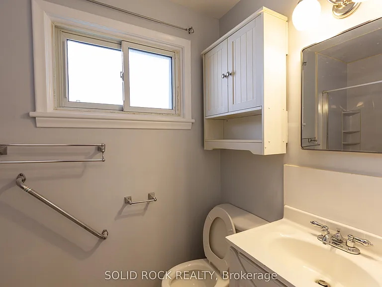 2763 Kelly Ave #1 — Photo 14