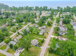 452 Ferndale Ave, Fort Erie, ON L2A5C4