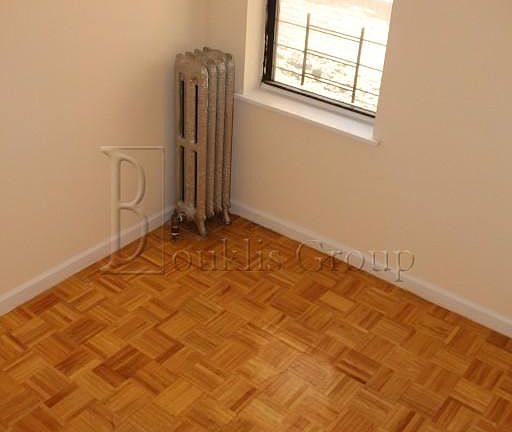 3rd image of 3814 Astoria Blvd APT 2
