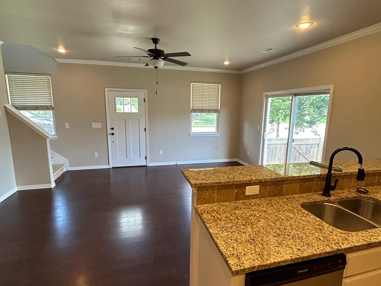 3808 W Pawnee Rd — Photo 3