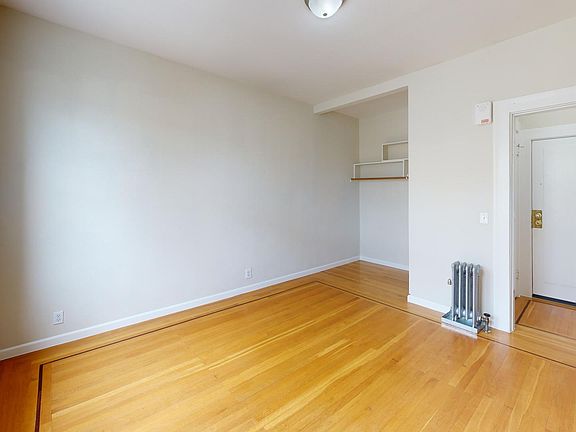 4th image of 1547 Clay St #5117626