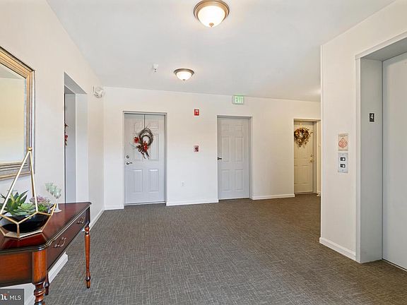 4th image of 12000 Tralee Rd Unit 402