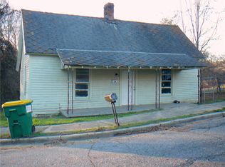 302 Sirrine St, Honea Path, SC 29654