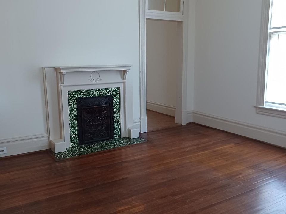 1st image of 376 Albemarle Ave SW #A