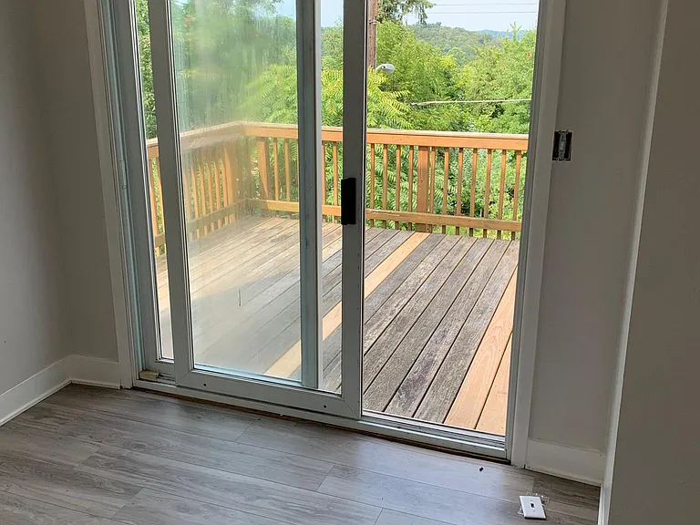 702 Fairview Ave — Photo 17