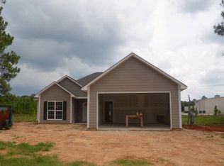 140 Robertson Dr, Leesburg, GA 31763